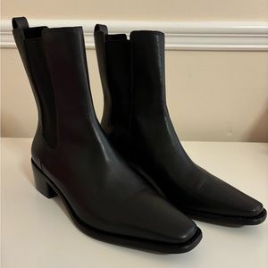 Tory Burch Black Pull On Chelsea Boot
